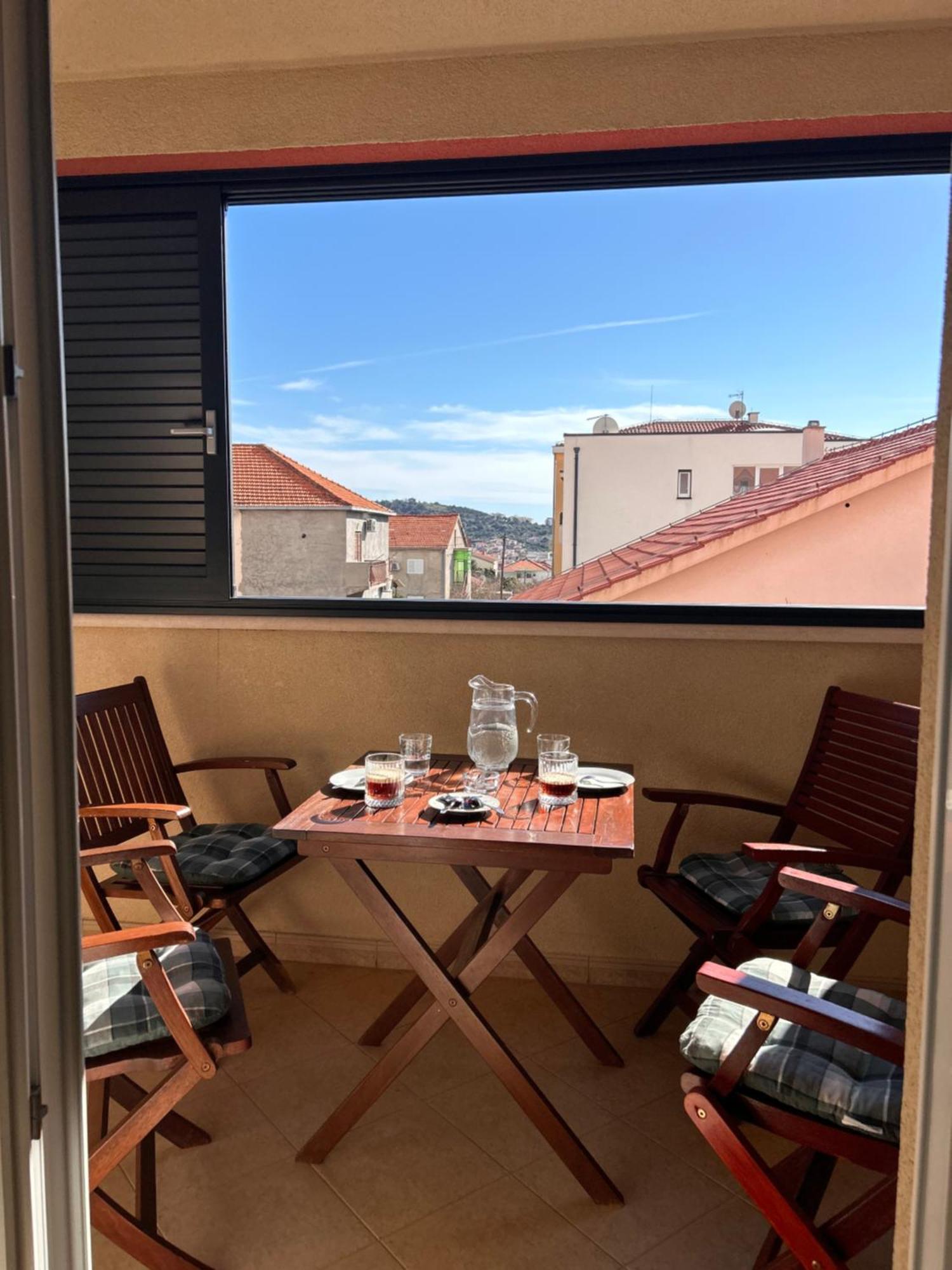 Apartment Agata Trogir Exteriör bild